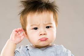 Các dấu hiệu cảnh báo bệnh viêm tai giữa ở trẻ em